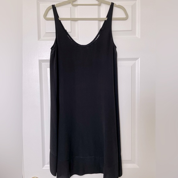 Wilfred Lazare Dress in XXS in black. In great condition. - Picture 2 of 5